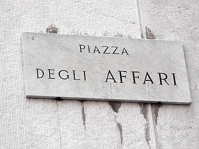 OCCUPYAMO PIAZZA AFFARI: CACCIAMO QUEI BUGIARDI FANATICI