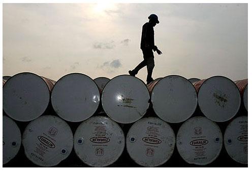 LA CRISI DEL DEBITO GRECO E' UN ESPEDIENTE PER RUBARE IL PETROLIO ELLENICO?