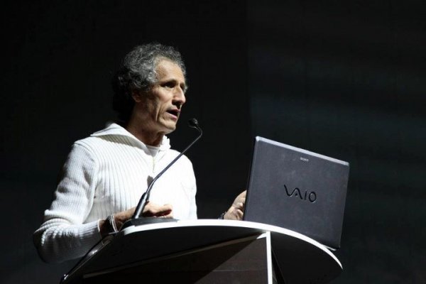 “IO LOTTO PER UN PRINCIPIO, NON PER GLI ITALIANI”. INTERVISTA A PAOLO BARNARD