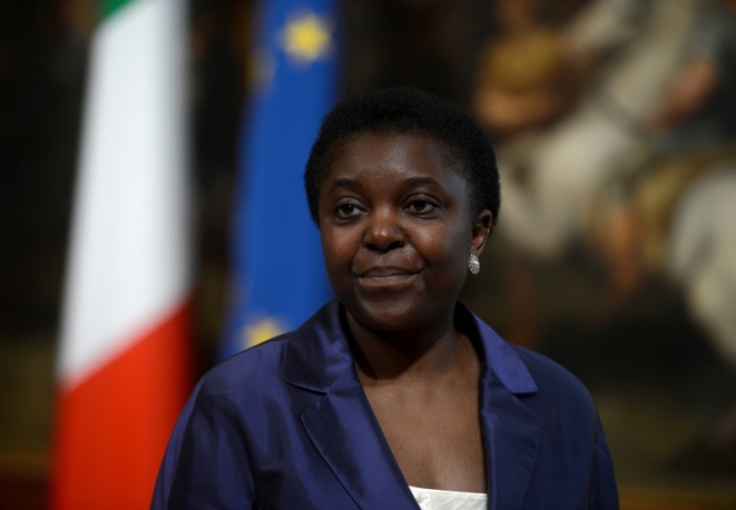 VIVE LA DIFFERENCE ! IL PRESIDENTE NAPOLITANO INDIGNATO PER KYENGE E CARFAGNA. NOI PER ….