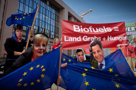 LA FEBBRE DEI BIOCOMBUSTIBILI CONTAGIA L'ELITE DELL'UNIONE EUROPEA