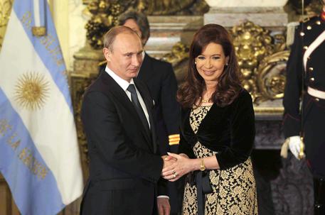 LA NASCITA DI UN NUOVO SISTEMA ECONOMICO: L'ESEMPIO DI RUSSIA E ARGENTINA