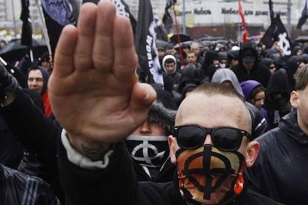 PERCHE' L'EUROPA STA DALLA PARTE DEI FASCISTI?