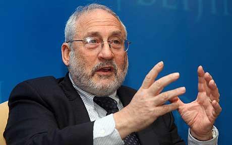 JOSEPH STIGLITZ DIMOSTRA PERCHE' UNA SOSPENSIONE DEL PAGAMENTO DEL DEBITO PUO' GIOVARE AD UN PAESE E ALLA SUA POPOLAZIONE