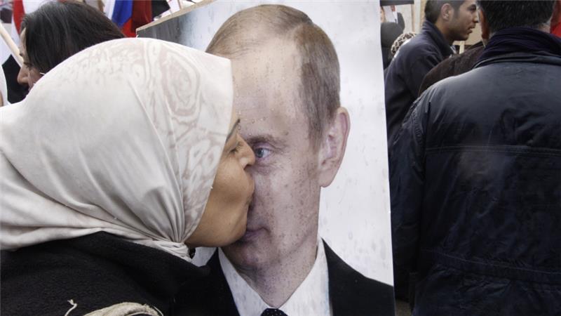 NEL CUORE DELLA TERRA DI ASSAD, GLI ABITANTI DEI VILLAGGI VEDONO I RUSSI COME SALVATORI