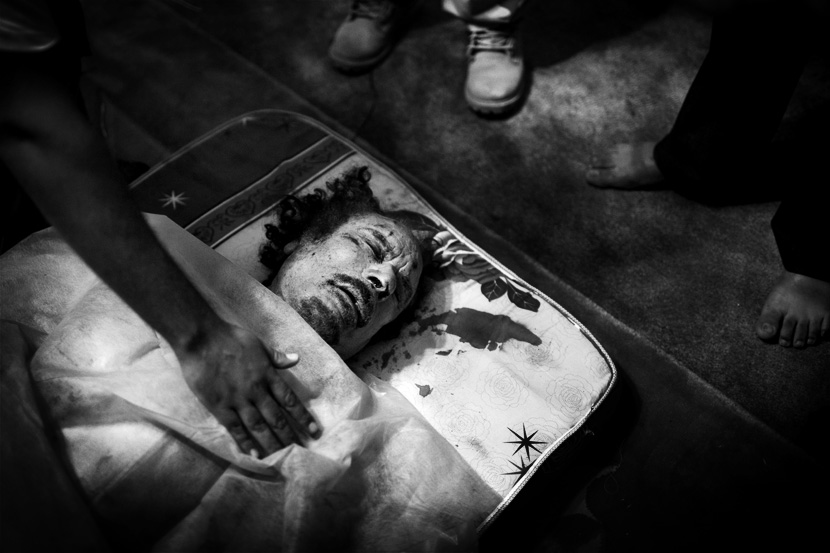 LIBIA: IL NODO DELLA BANCA CENTRALE LIBICA, L'ORO DI GHEDDAFI, I BENI CONGELATI DELLE MEGABANCHE, LA SORTE DEL DINARO