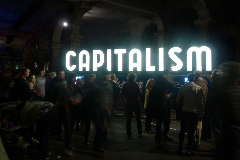 I FILI DELL'INTRIGO NEO-CAPITALISTA SI DISSOLVONO: L'EPILOGO Si AVVICINA