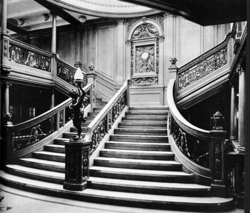 LE POLTRONE SUL PONTE DEL TITANIC