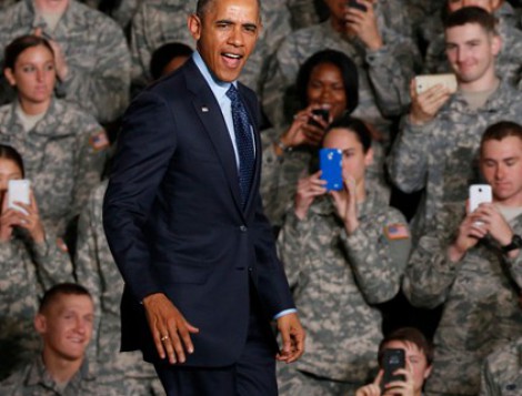 METTERE A TACERE L'AMERICA MENTRE SI PREPARA ALLA GUERRA
