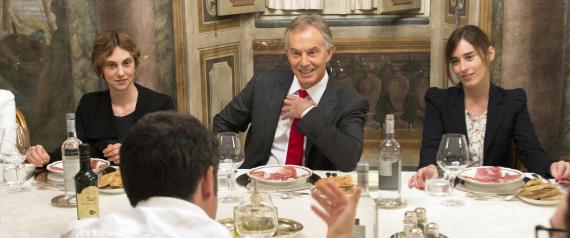 Renzi apostolo di Blair: dal vangelo della Terza Via e della guerra in Iraq