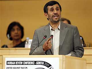 AHMADINEJAD: “LEGGETE IL LABIALE”