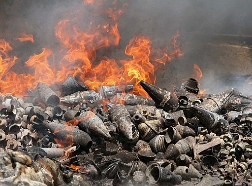 LE POTENZE SI PREPARANO ALLA GUERRA: RECORD MONDIALE NELLE SPESE MILITARI