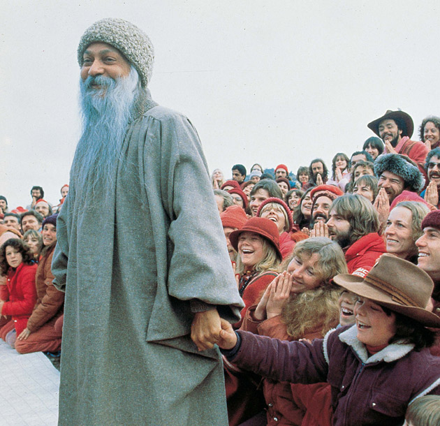 L’ASSASSINIO DI OSHO. PERCHE’ SI UCCIDE UN LEADER SPIRITUALE