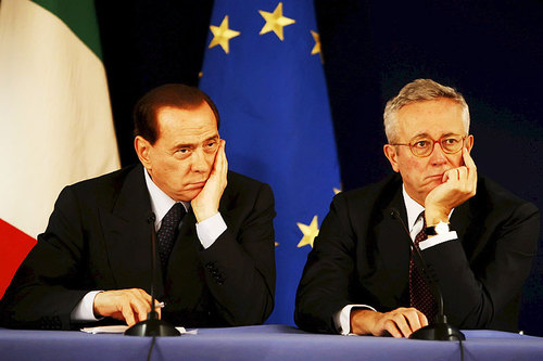 BERLUSCONI, TREMONTI E LA DECRESCITA