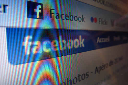 TUTTI DEVONO SAPERE CHE FB E’ UNA TRAPPOLA