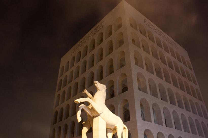 L' ITALIA E' IN DEFAULT
