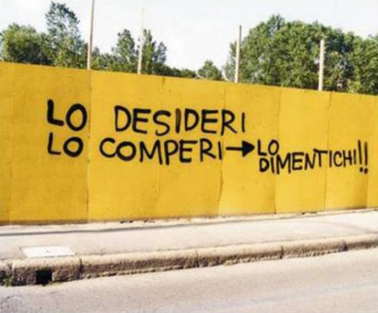 CONSUMISMO, OPPIO DEI POPOLI NELL’ERA DEL NEOCAPITALISMO POSTMODERNO
