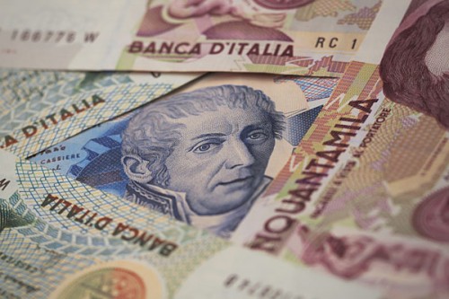 ORA SAPPIAMO COSA VOLEVA DIRE BINI SMAGHI. SALTIAMO, LUI SALTATO