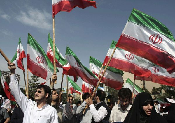 GUERRA PSICOLOGICA CONTRO L'IRAN, GUERRA ECONOMICA CONTRO L'ITALIA