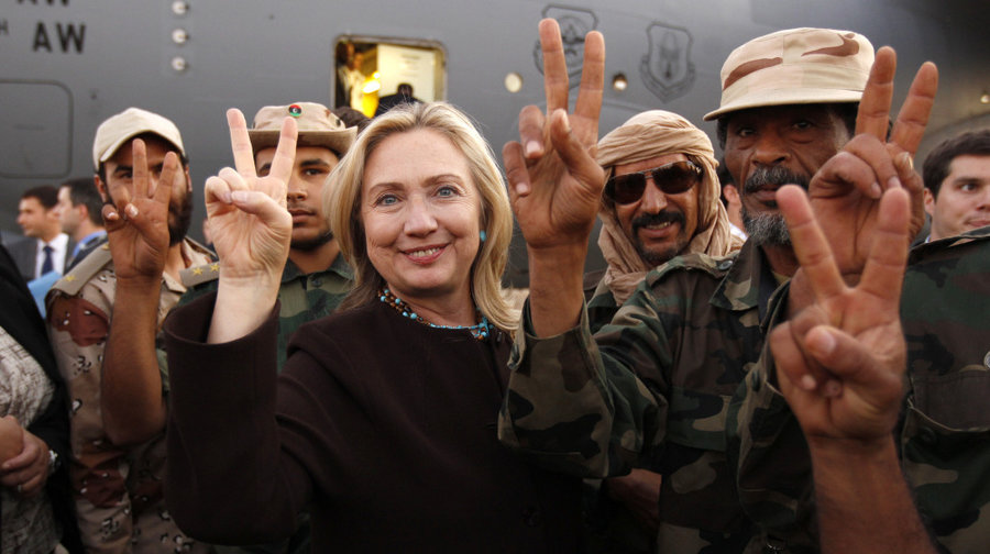 Aspettando Hillary e le sue guerre