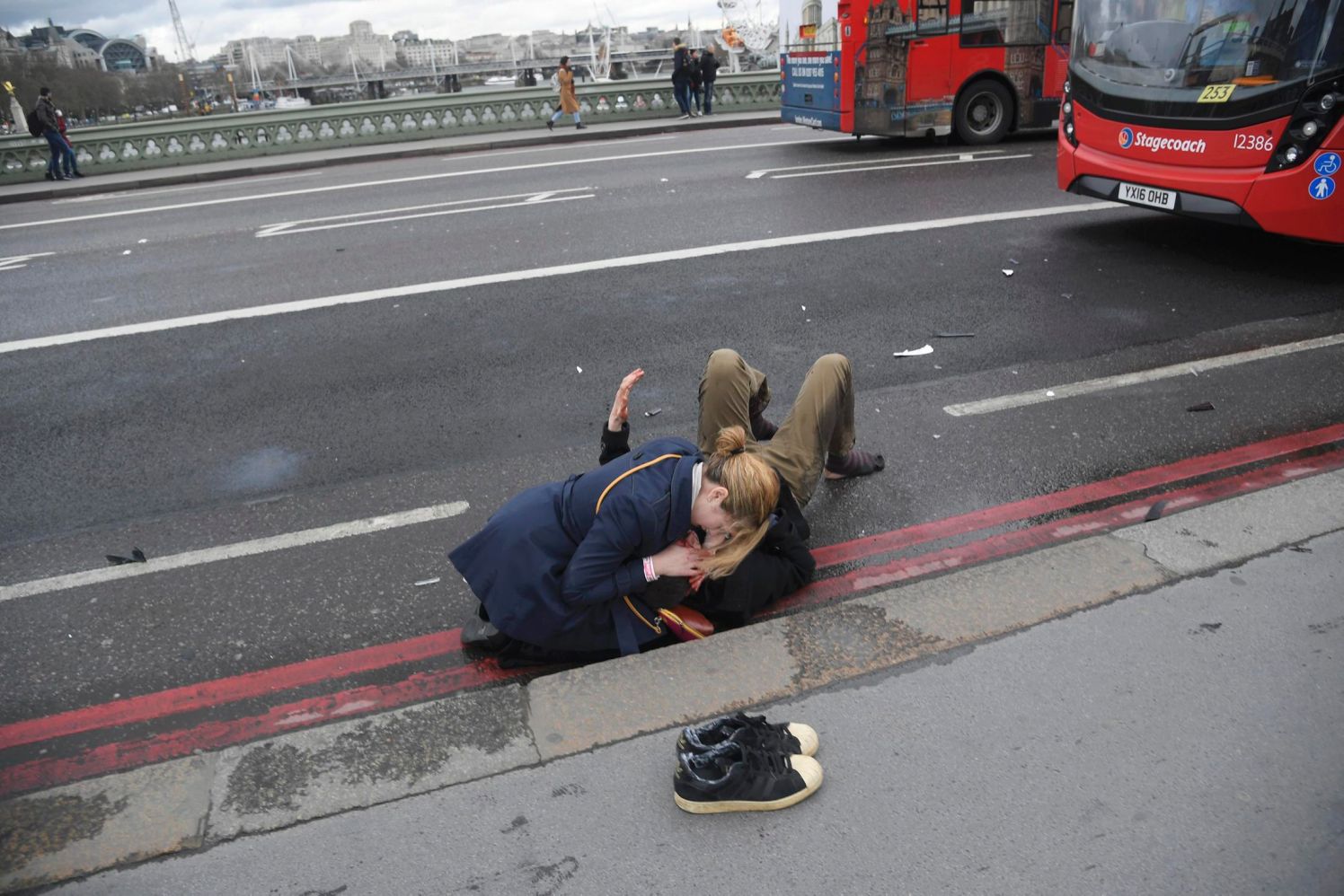 C’è poco da fare, a Londra come Parigi, il mercato adora gli attentati. Anzi, ne adora le conseguenze