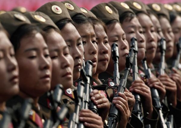 Gli Usa attaccheranno la Nord Korea ? (Twettare a voce alta e brandire un grosso bastone)