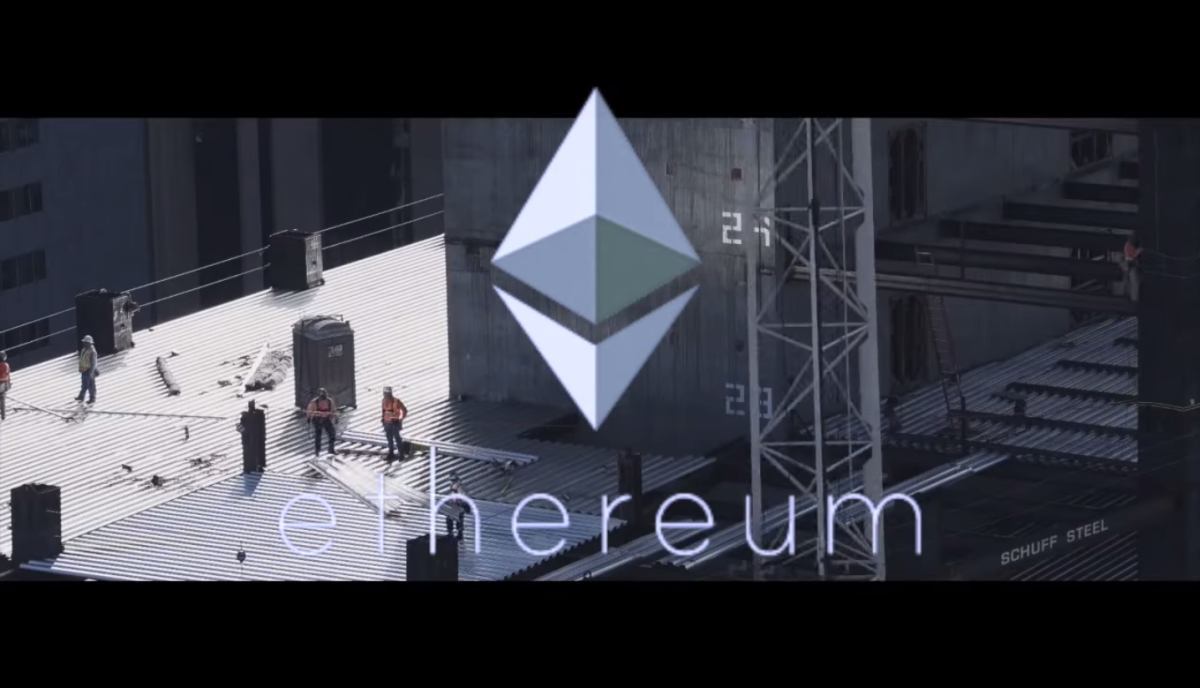 Macron, Le Pen, per i polli. Blockchain, Ethereum per gli altri