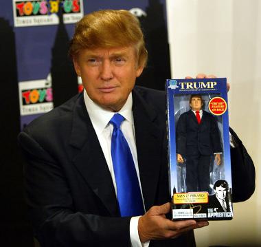 Lo show di Khan Sheikoun - "Un nuovo presidente", orgogliosamente presentato dalle Produzioni Trump
