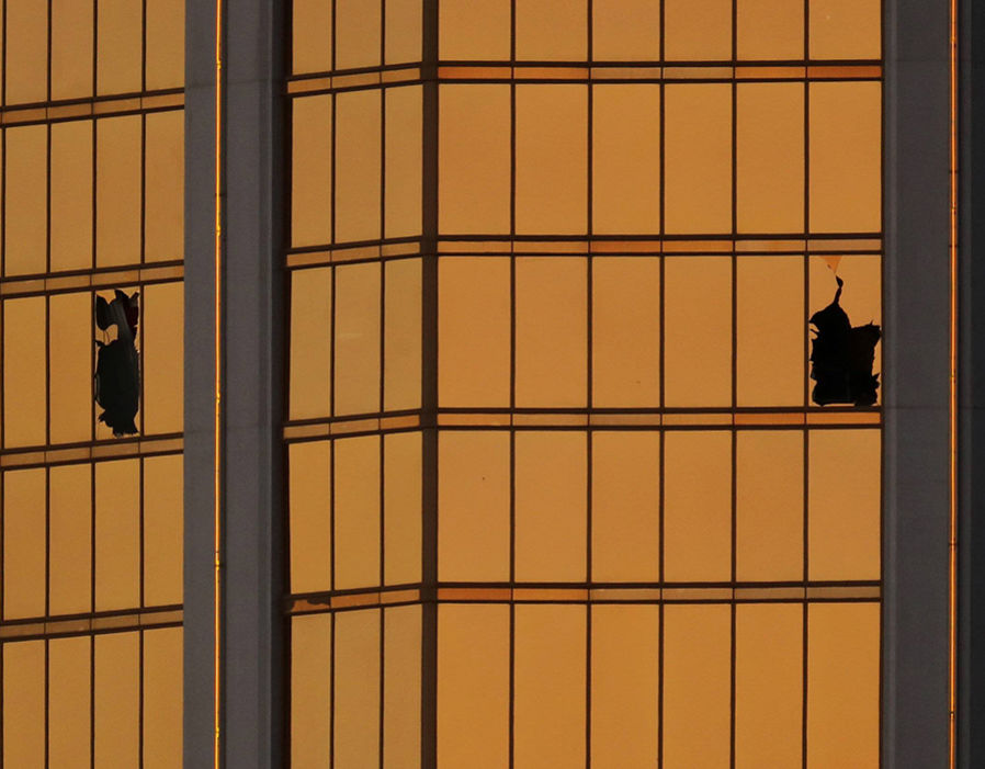 16 domande senza risposta di cui i media mainstream non vogliono parlare sulla sparatoria di Las Vegas