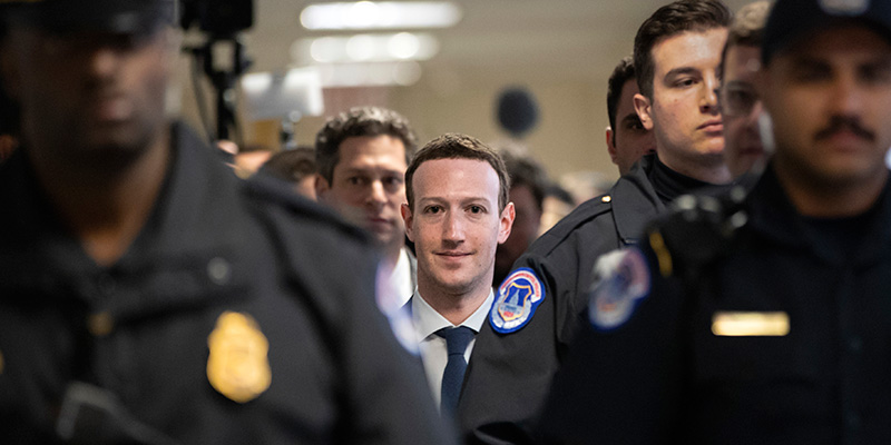Diciannove Domande Cui Mark Zuckerberg Non Ha Saputo Stranamente Rispondere, In Occasione Della Sua Udienza Al Senato