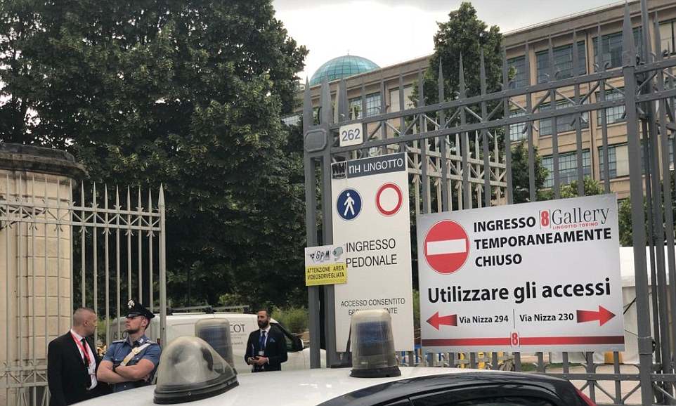 Sotto copertura nella società più segreta del mondo: un giornalista del Daily Mail si infiltra nel vertice oscuro del Bilderberg, dove i potenti occidentali plasmano il mondo