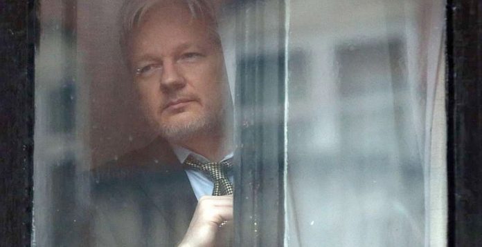 La persecuzione di Julian Assange deve finire. O finirà in tragedia