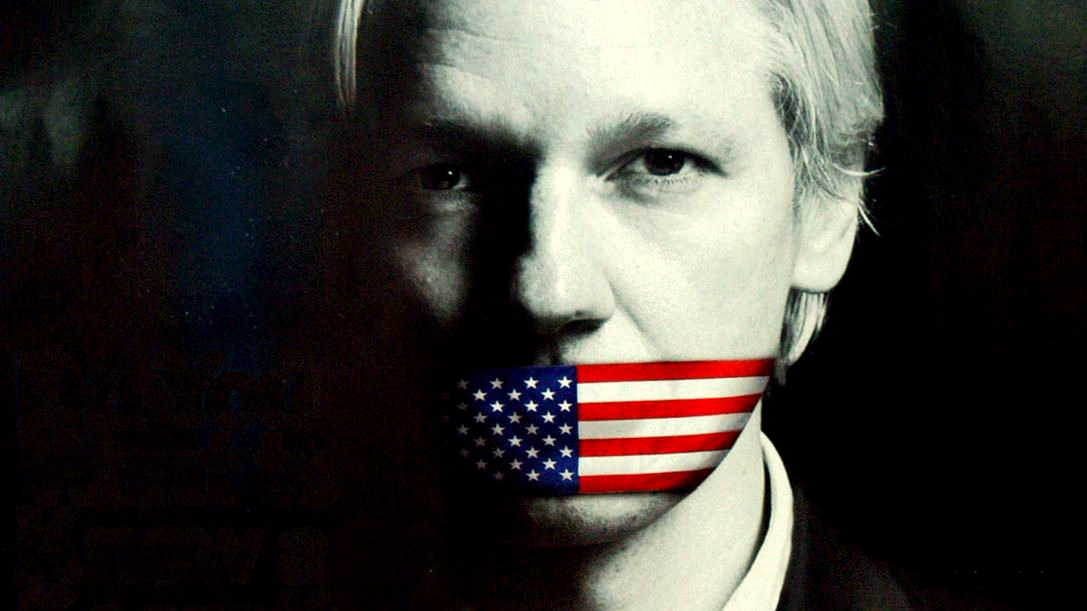L’Ecuador sta per ritirare l’asilo offerto ad Assange e lo riconsegnerà alla Gran Bretagna. E poi?