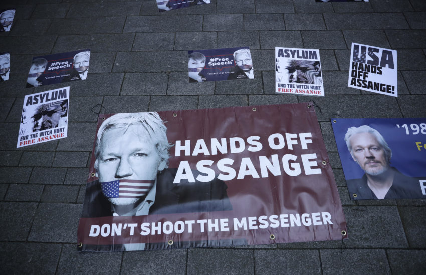 Il martirio di Julian Assange