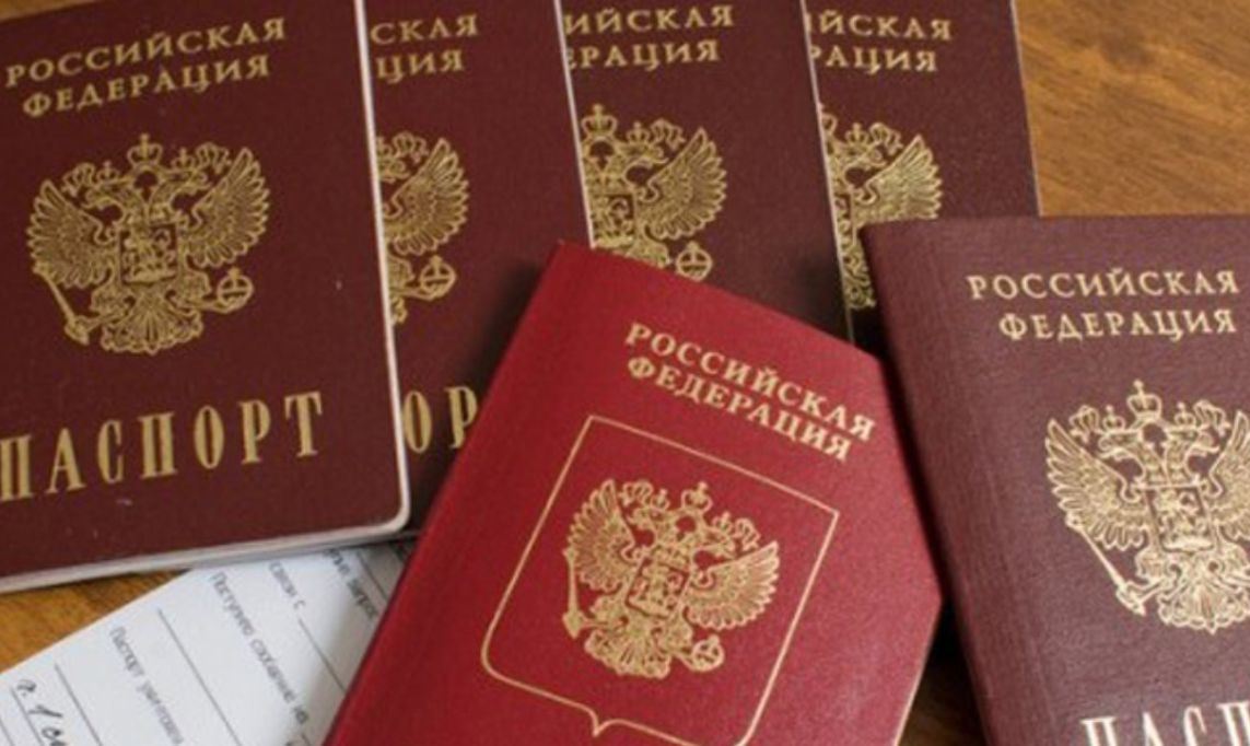 Cittadinanza russa per i residenti del Donbass: nervosismo in Occidente e a Kiev