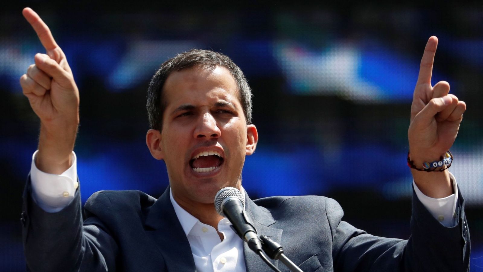 Venezuela: Guaidó si è dato la zappa sui piedi, alla Casa Bianca rullano i tamburi di guerra