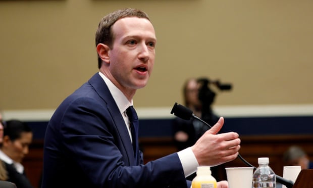 Facebook deve essere sanzionata per 5 miliardi di dollari per le violazioni della privacy da parte di Cambridge Analytica - i resoconti