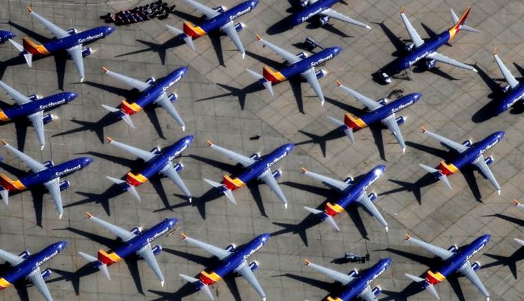 Boeing prevede che il 737 MAX possa tornare a volare a novembre, ma non ovunque