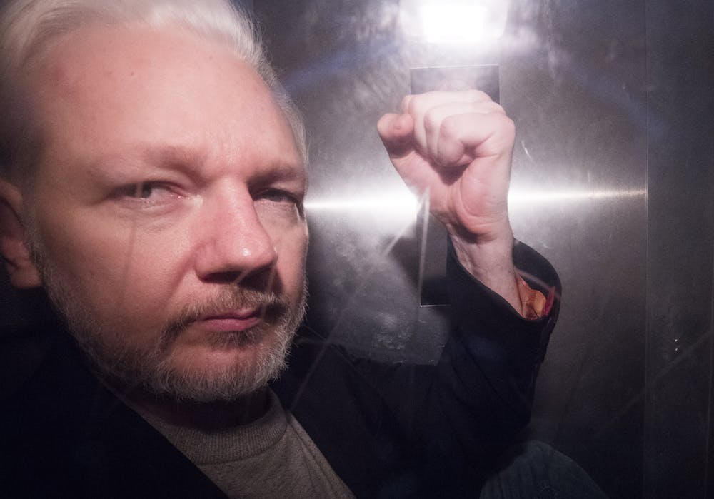 “Metterlo al rogo senza proteste”. Il Relatore Speciale delle Nazioni Unite sulla tortura demolisce le false accuse del caso Assange