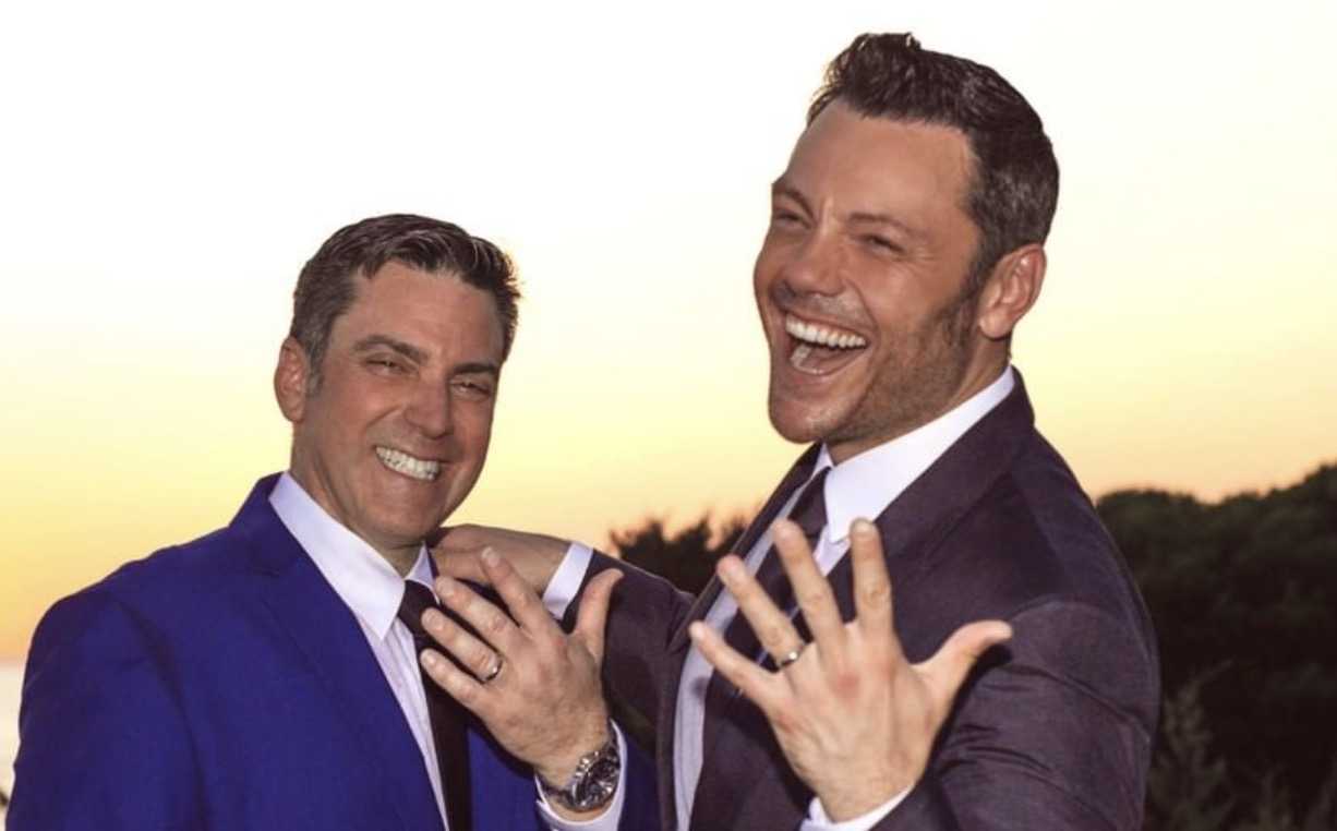 Tiziano Ferro: «Mio marito Victor Allen vuole un figlio»