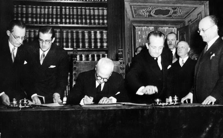 1947, Colonia Italia: “IL PARLAMENTO NON PUO’ CONTROLLARE LA MONETA”