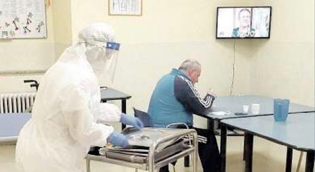 Le RSA non devono essere lager per anziani