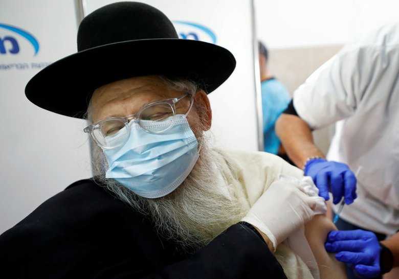 Centinaia di Israeliani si ammalano di Covid-19 dopo la somministrazione del vaccino Pfizer/BioNTech