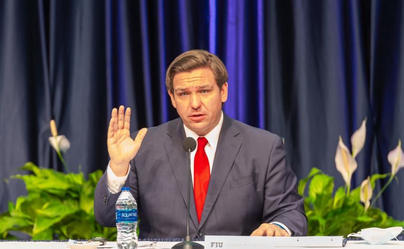 Il Governatore della Florida contro le Big Tech
