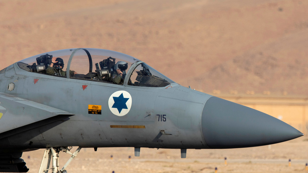I continui attacchi aerei israeliani in Siria stanno mettendo alla prova la pazienza di Mosca, Gerusalemme farebbe bene a non stuzzicare l’orso russo