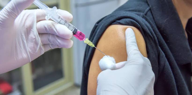 Nurse on Corfu suffers paralysis of lower limbs following 2nd vaccine shot