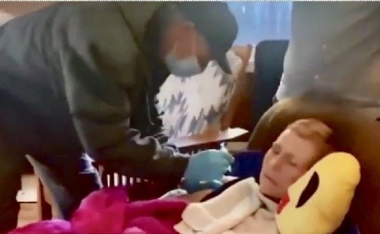 USA: disabili sottoposti a vaccinazione forzata dalla polizia