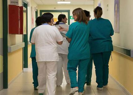 infermieri-dottori-ospedale10
