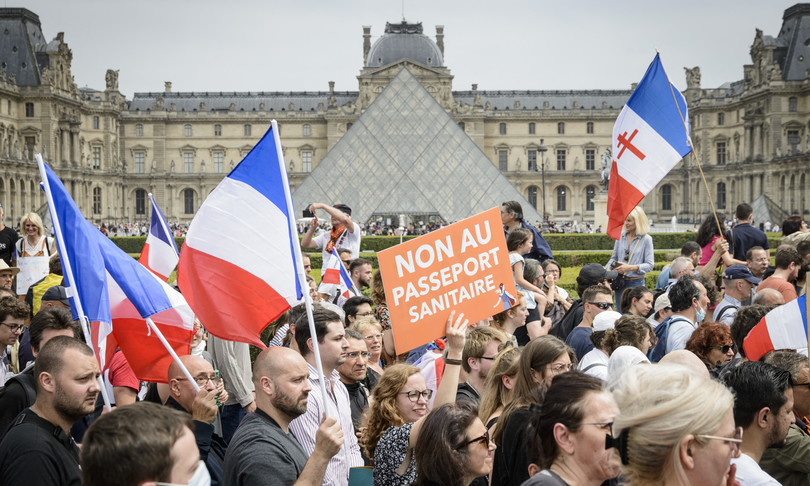 Democratizzare la Dittatura
