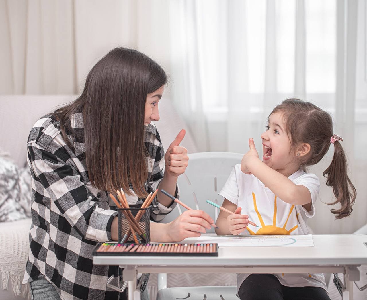 “Aiuto alle Mamme”, l’Istruzione Parentale salva i bambini dalla dittatura sanitaria